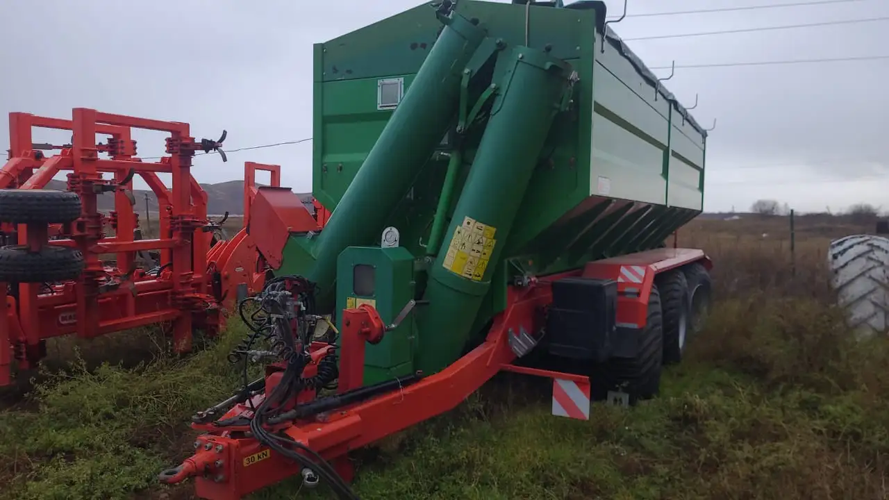 Бункер перегрузчик зерна Pronar T743, фотография 2