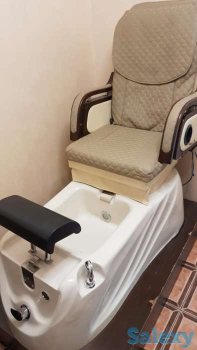 Массажное кресло для педикюра, фотография 1