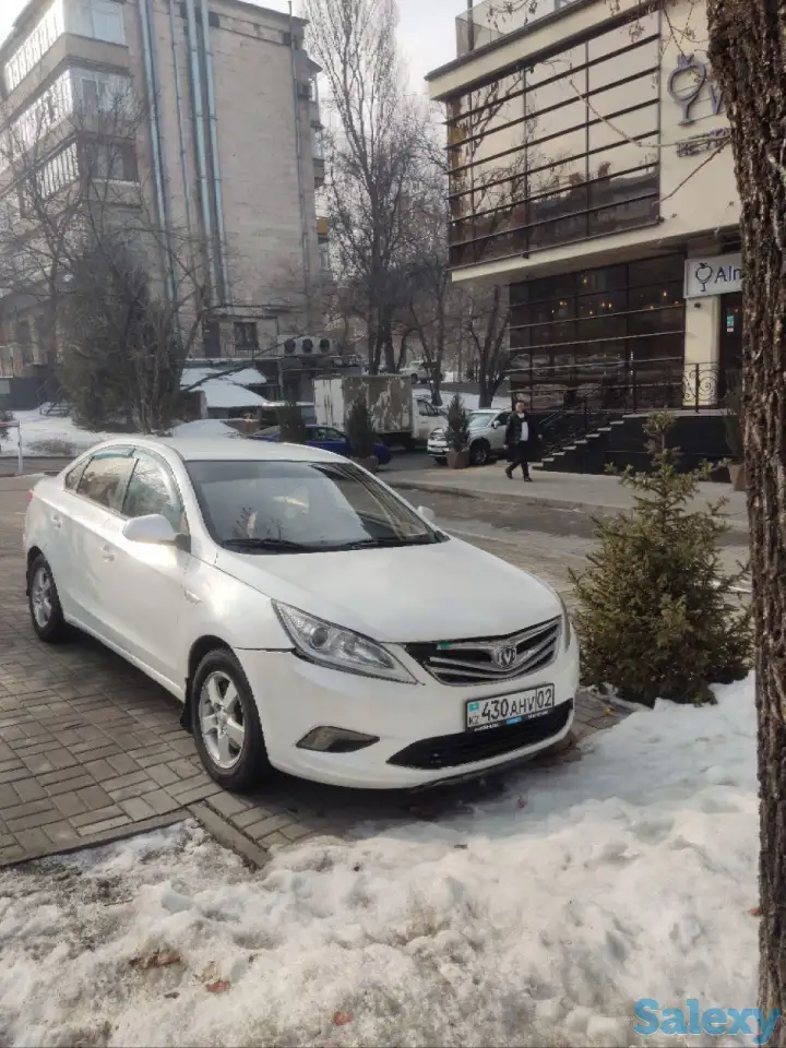 Changan Eado, фотография 8