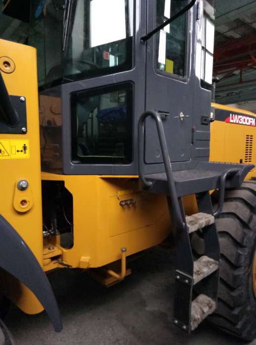 продам погрузчик новый, фотография 3