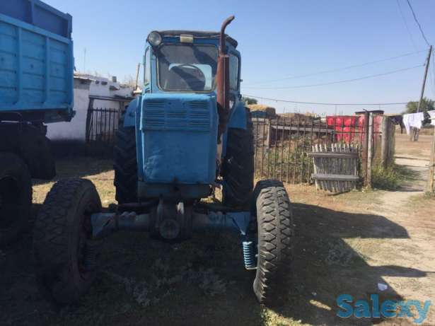 Трактор с косилкой, фотография 1