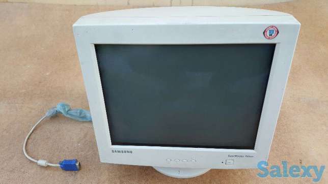 Samsung SyncMaster 753 dfx, фотография 1