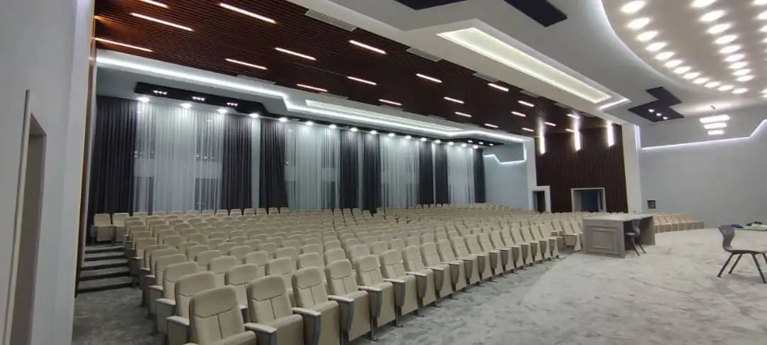 Театральные кресла, фотография 3