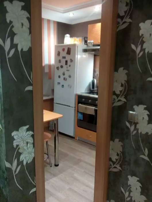 2-х ком.кв.,ул.Пичугина (рядом с кл.