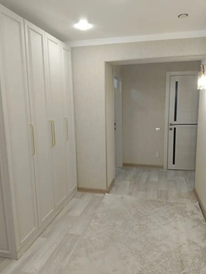 срочно продам 3-х комнатную квартиру с хорошим ремонтом, фотография 9