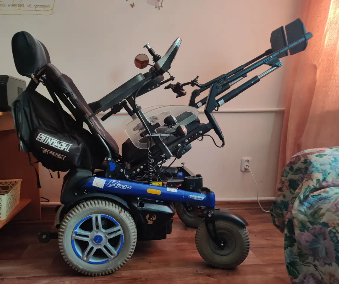 электрическая инвалидная коляска, фотография 3