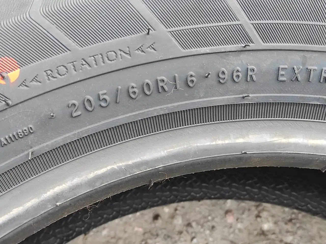 205.60.16 Triangle PL01 96R, фотография 8