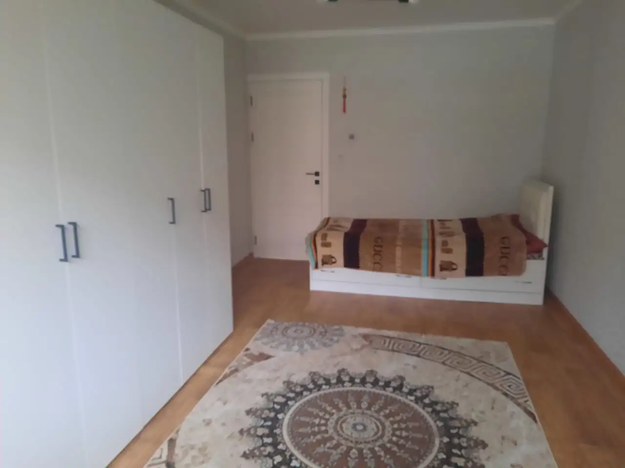 Квартира, 18 микрорайон с мебелью, фотография 1