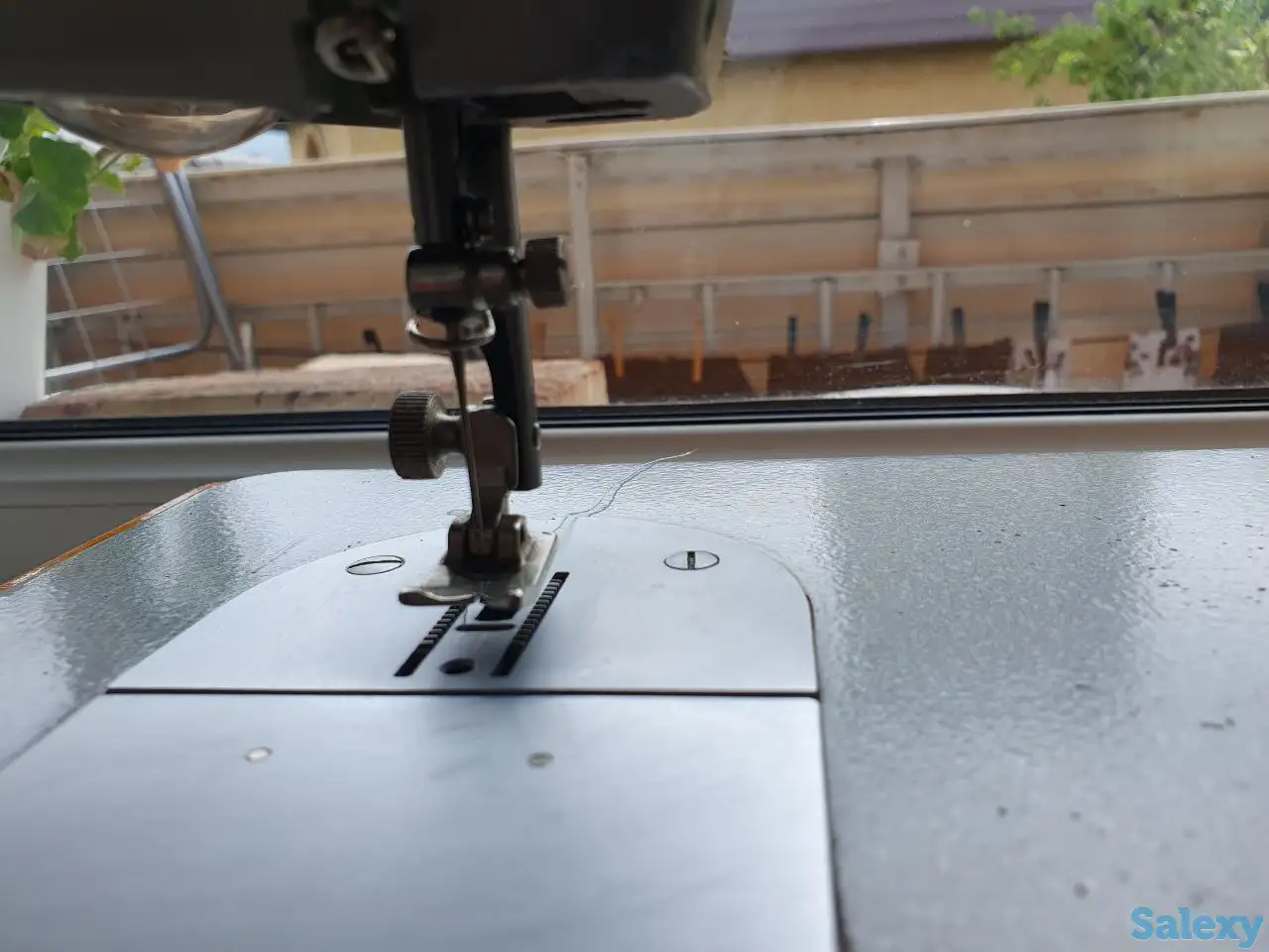 Швейная машинка 