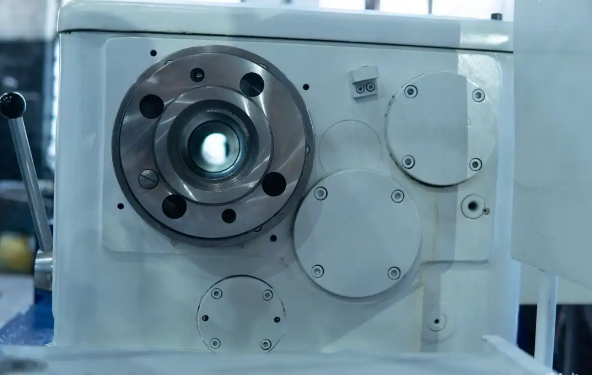 Токарный станок, фотография 2