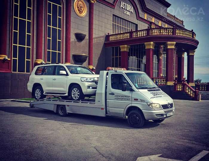 Услуги эвакуатора в г. Капчагай 24 часа в сутки, фотография 2