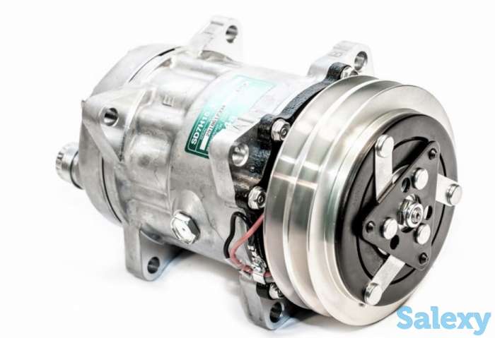 Компрессор кондиционера на экскаватор-погрузчик Hidromek 102B (с двигателем Perkins), фотография 1