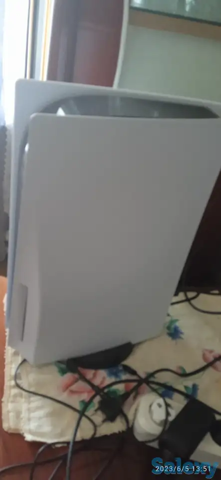 продаю игровую приставку, фотография 1