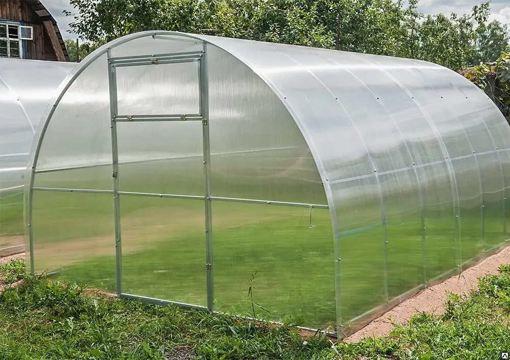 Теплица дачная из поликарбоната, фотография 5