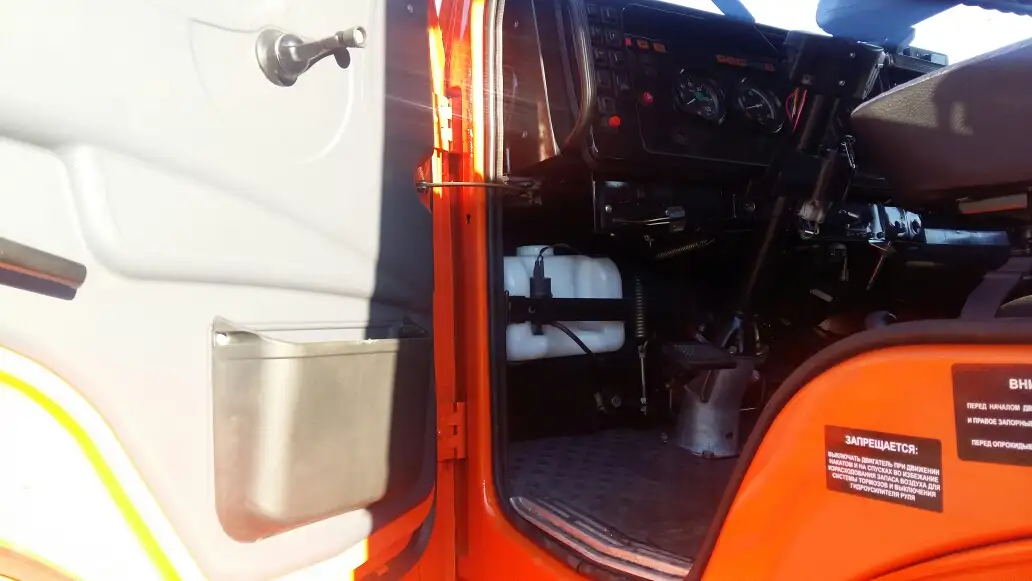 КАМАЗ 44108 тягач, фотография 5