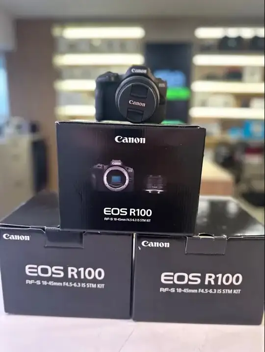камера canon r100 с объективом 18-45 новая, фотография 4