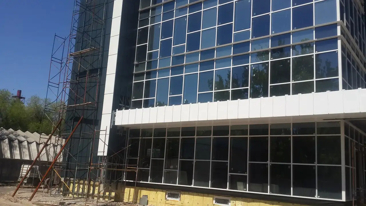 Фасад, кровля, карниз, забор, водосточная система, фотография 2