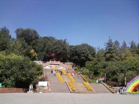 экскурсии    на  автобусе     в  урумчи  , фотография 1