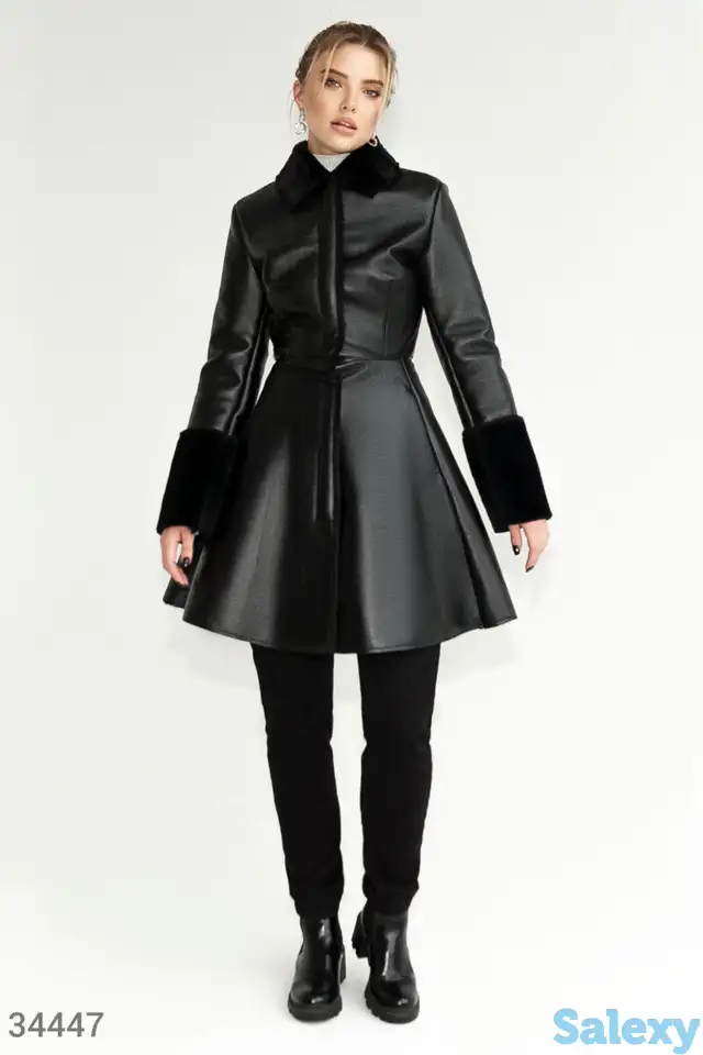 Расклешенная кожаная дубленка, фотография 1