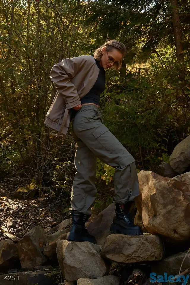 Брюки карго в оттенке хаки, фотография 1