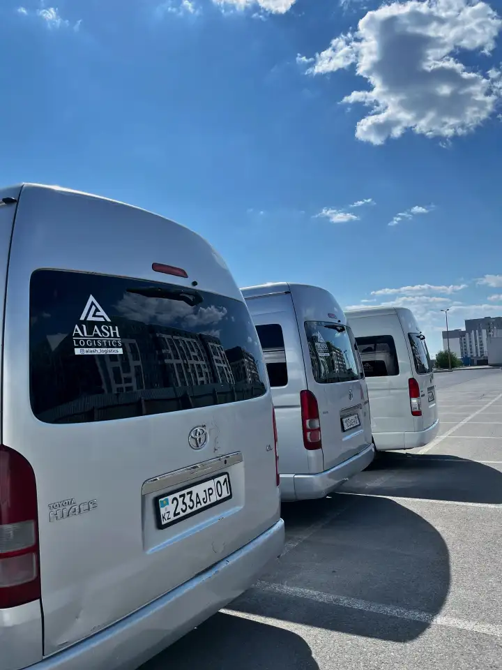 Toyota Hiace, Mercedes-Benz Sprinter заказать в Астане, фотография 3