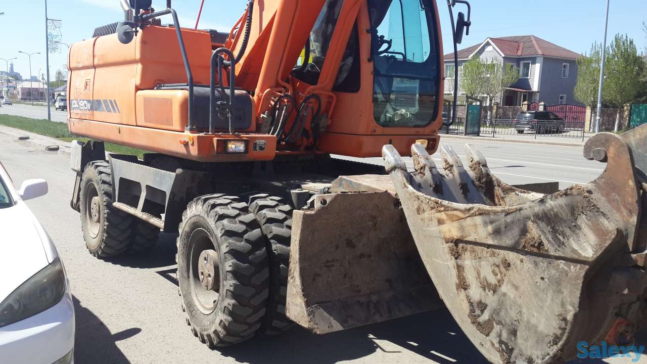 срочно продам колесный экскаватор doosan 190, фотография 2