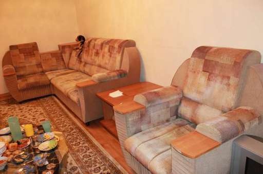 Срочно продам диван в комплекте, фотография 2