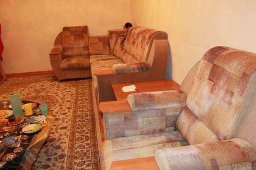 Срочно продам диван в комплекте, фотография 3