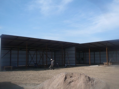 Изготовление навесов, ангаров, автоматических ворот, заборов с фундаментом и сплиторными блоками, фотография 3