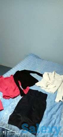 3 блюзки,кофта и юбка, фотография 1