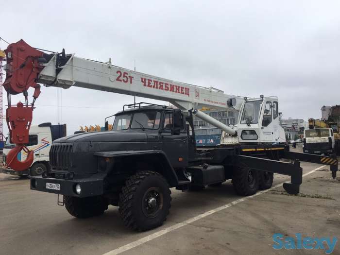 Автокран «Челябинец» 25т. на шасси Урал 6х6, фотография 2