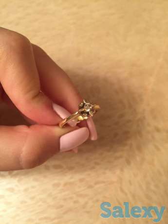 Кольцо с бриллиантом, фотография 1