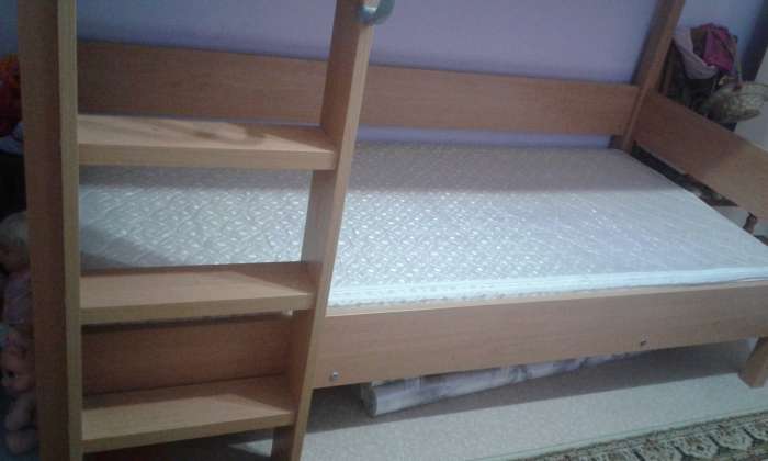 продаю двухярусную кровать, фотография 3