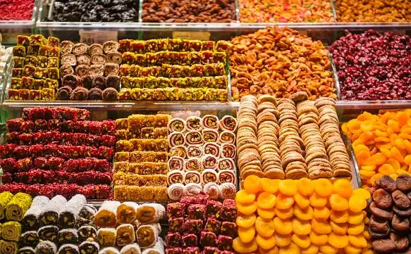 На упаковку сладостей требуются сотрудники, фотография 1