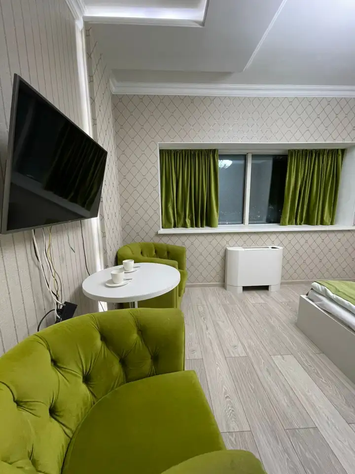 Номера на 41 -ом этаже с прекрасным видом, Достык 5/1, фотография 4