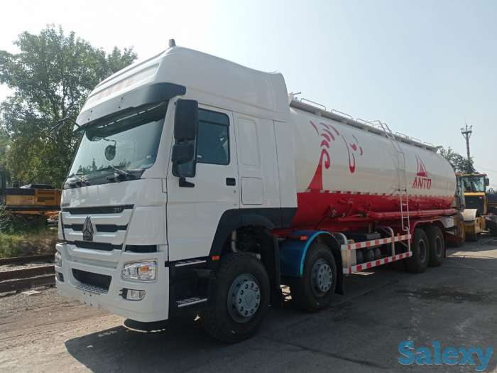 Цементовоз HOWO, фотография 1