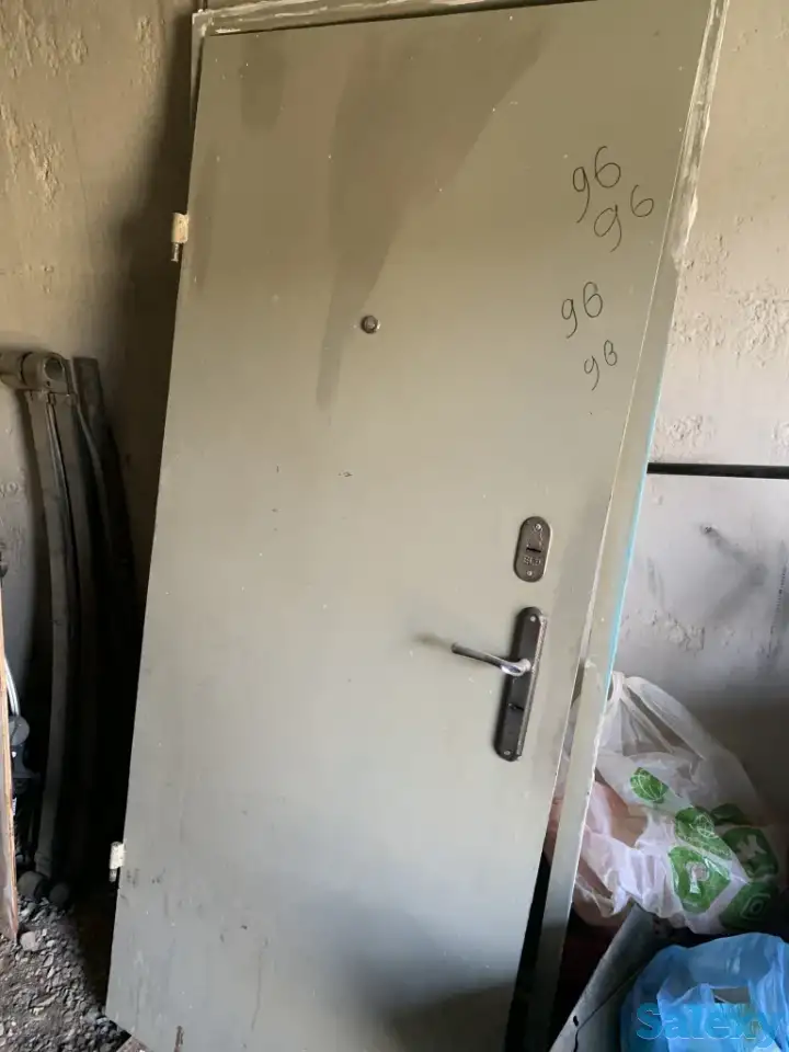 Продам дверь железную входную, фотография 7