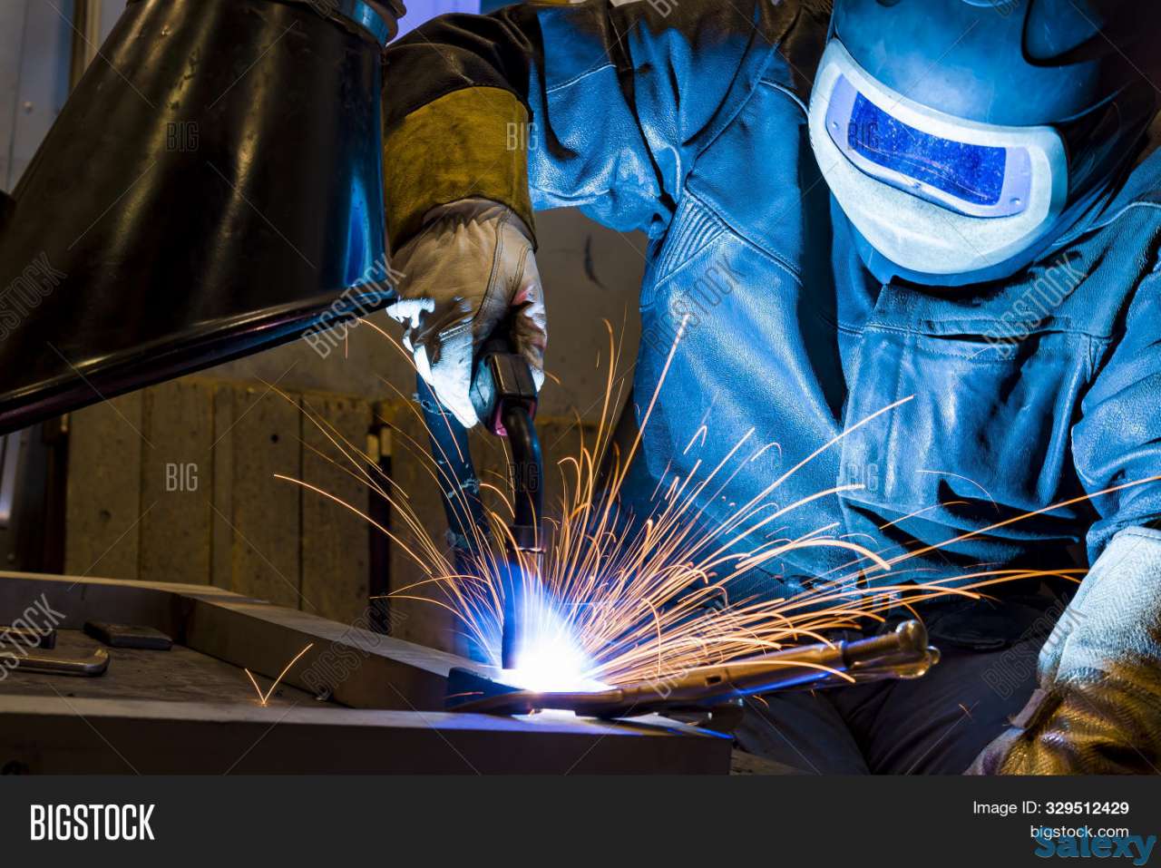 требуются электрогазосварщики и резчики вахта, фотография 1