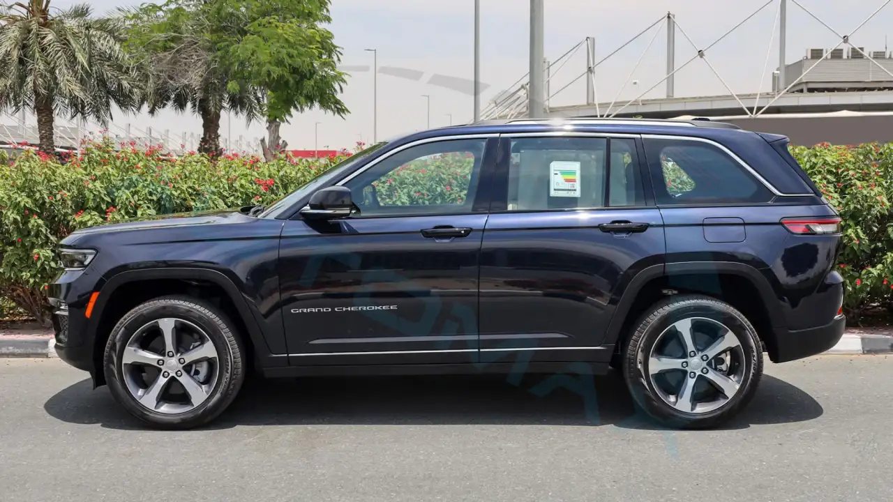 Jeep Grand Cherokee Limited Plus, фотография 8