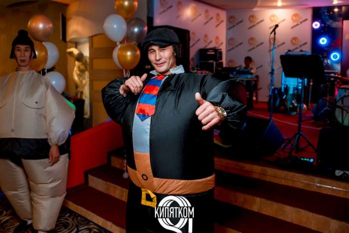 Шоу толстушек в Астане, фотография 3