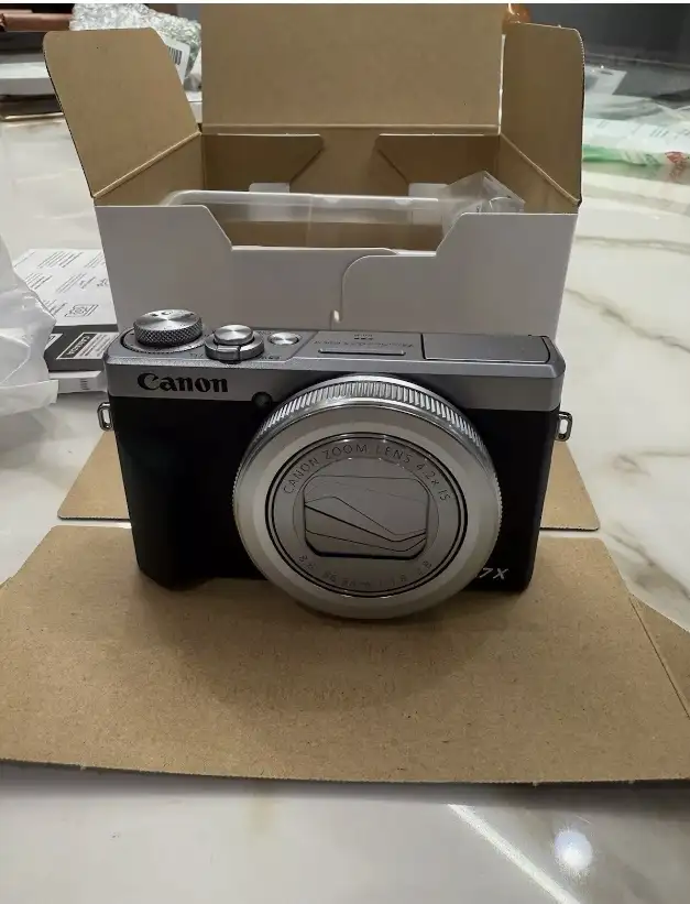 Цифровая камера Canon PowerShot G7 X Mark III, фотография 4