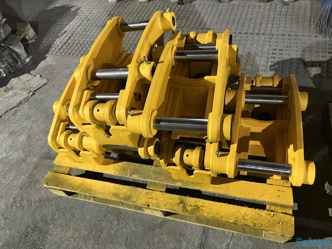 Механический быстросъем на экскаватор, фотография 1