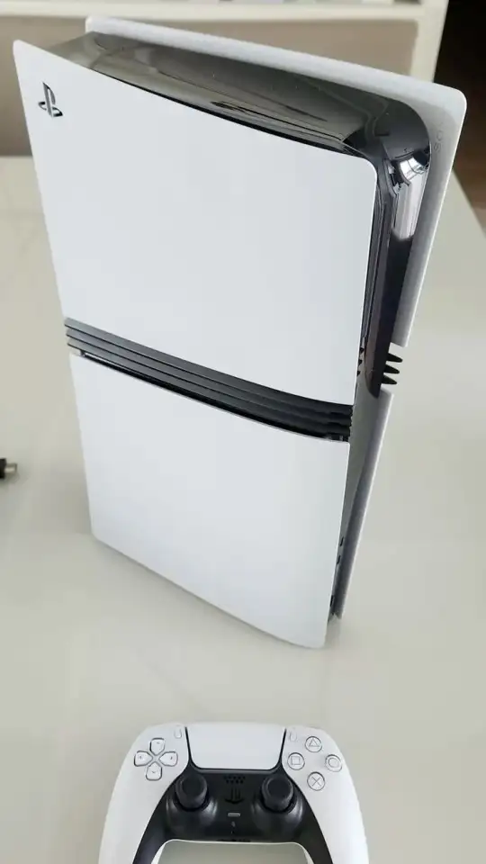 для продажи Sony PlayStation 5, фотография 1