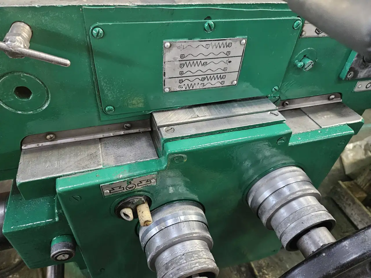 Вертикально-фрезерный станок ВМ127М 1993 г., фотография 10