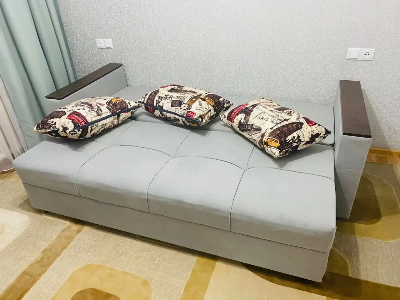 Продается диван серого цвета, фотография 2