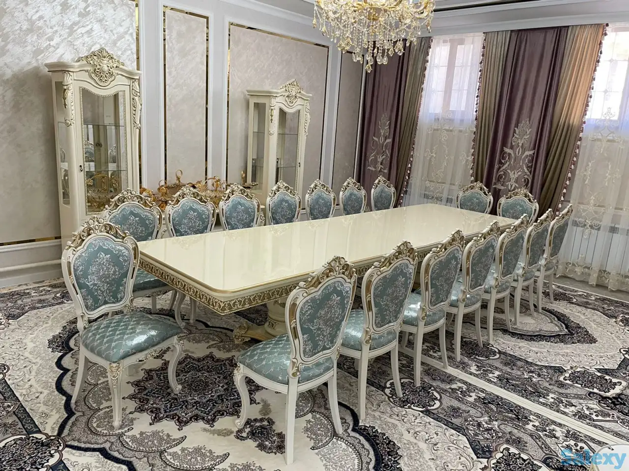 Красивые столы и стулья, фотография 4