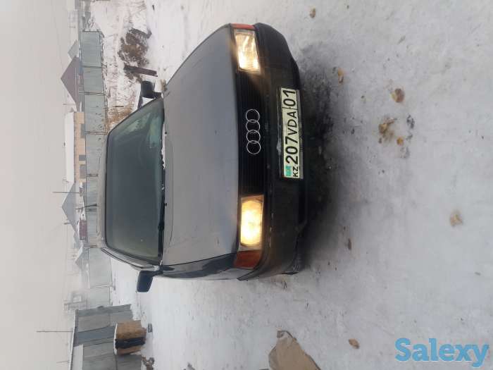 Автомобиль Audi 80, фотография 1
