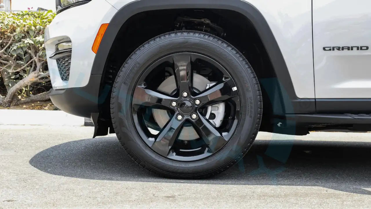 Jeep Grand Cherokee Altitude, фотография 10