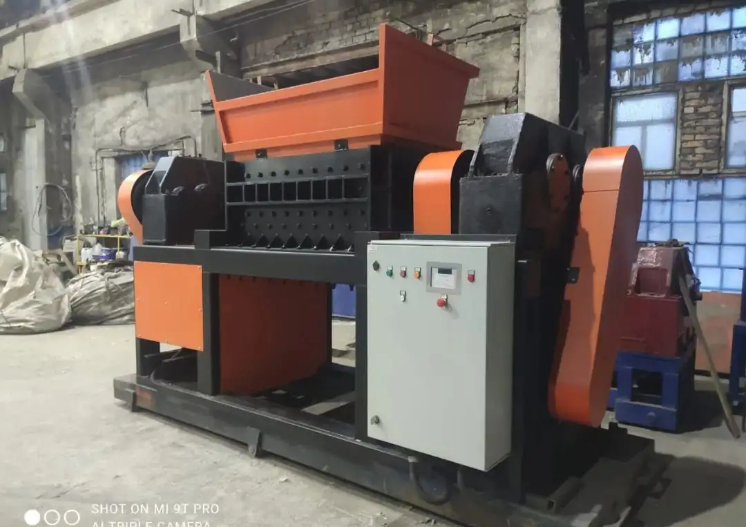 Шредер промышленный, фотография 3