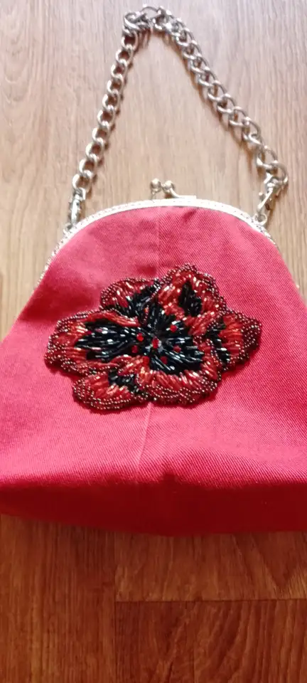 Сумка с ручной вышивкой и фермуаром, фотография 1